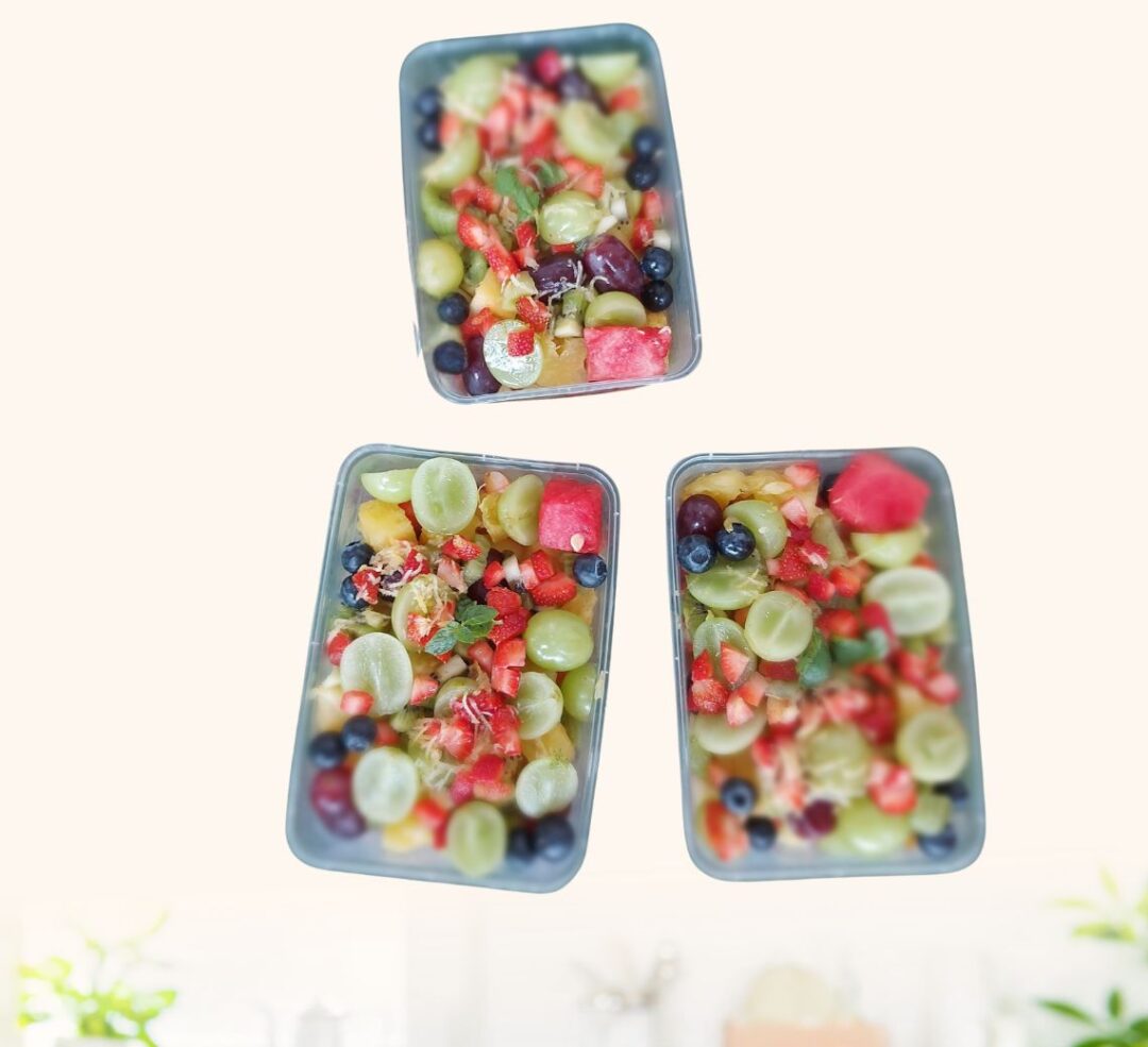 750ml bowl of fresh fruit salad from Ujayzfood made in Asaba
