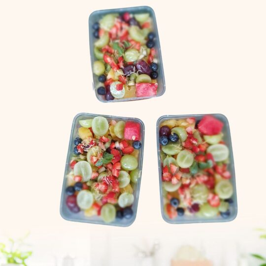 750ml bowl of fresh fruit salad from Ujayzfood made in Asaba